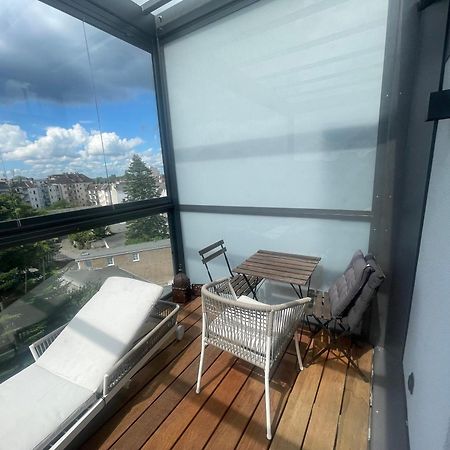 Luxus Penthouse Waterview Apartment Кил Екстериор снимка