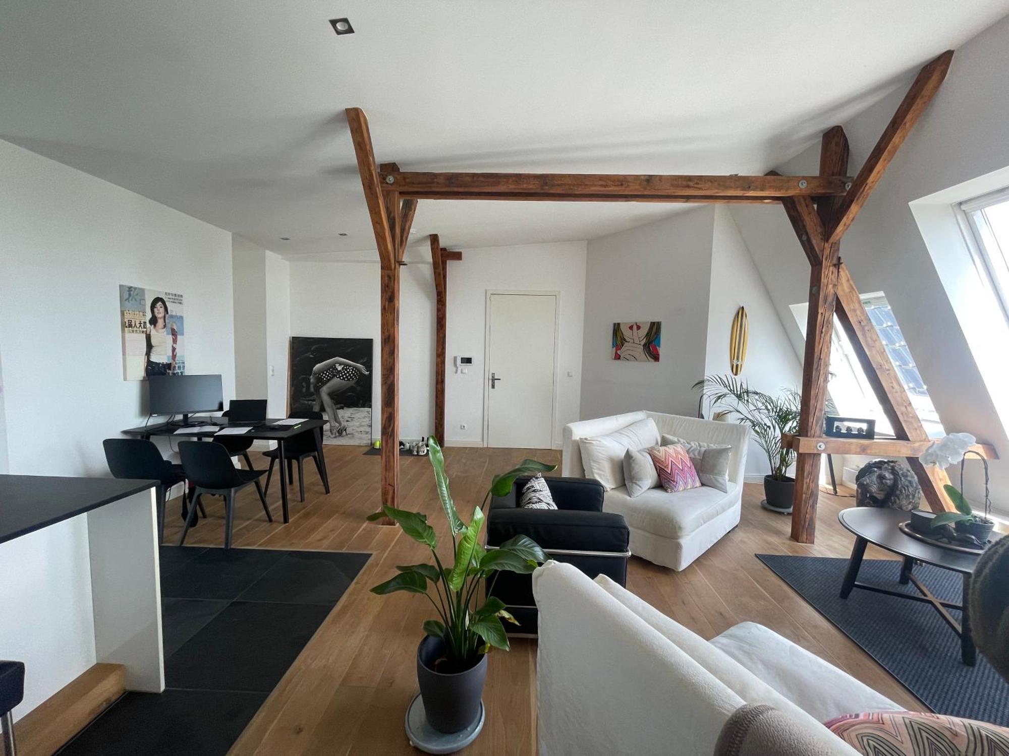 Luxus Penthouse Waterview Apartment Кил Екстериор снимка